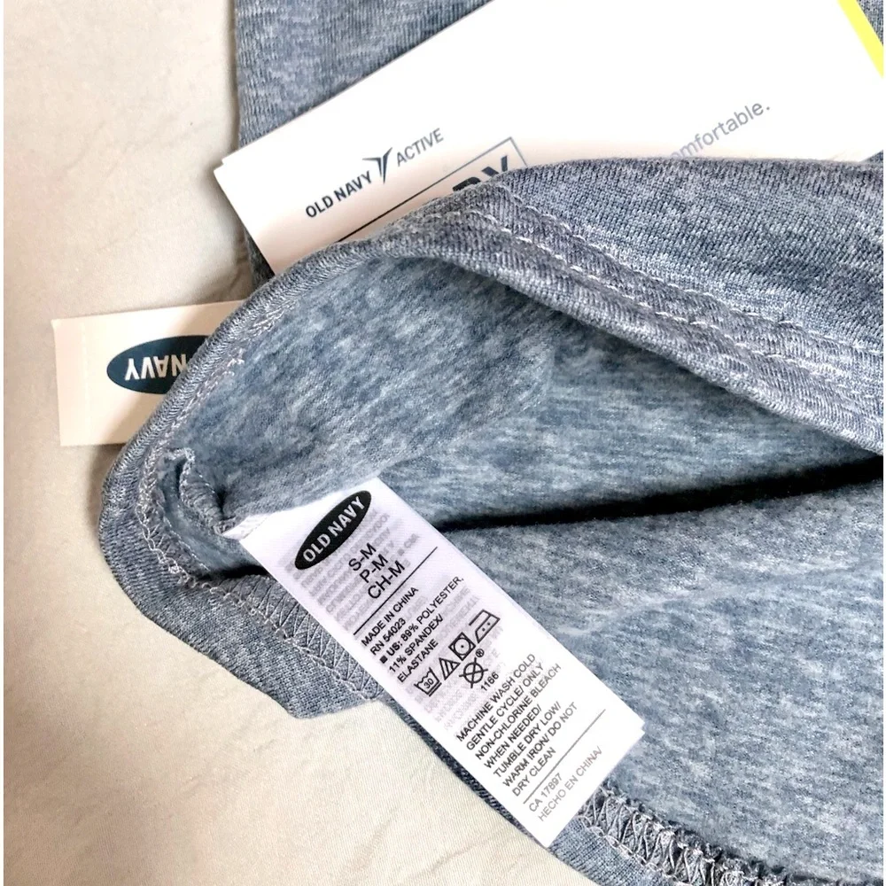 OLD NAVY Active kids Go-Dry Neck Gaiter blue/gray color Size S-M NWT